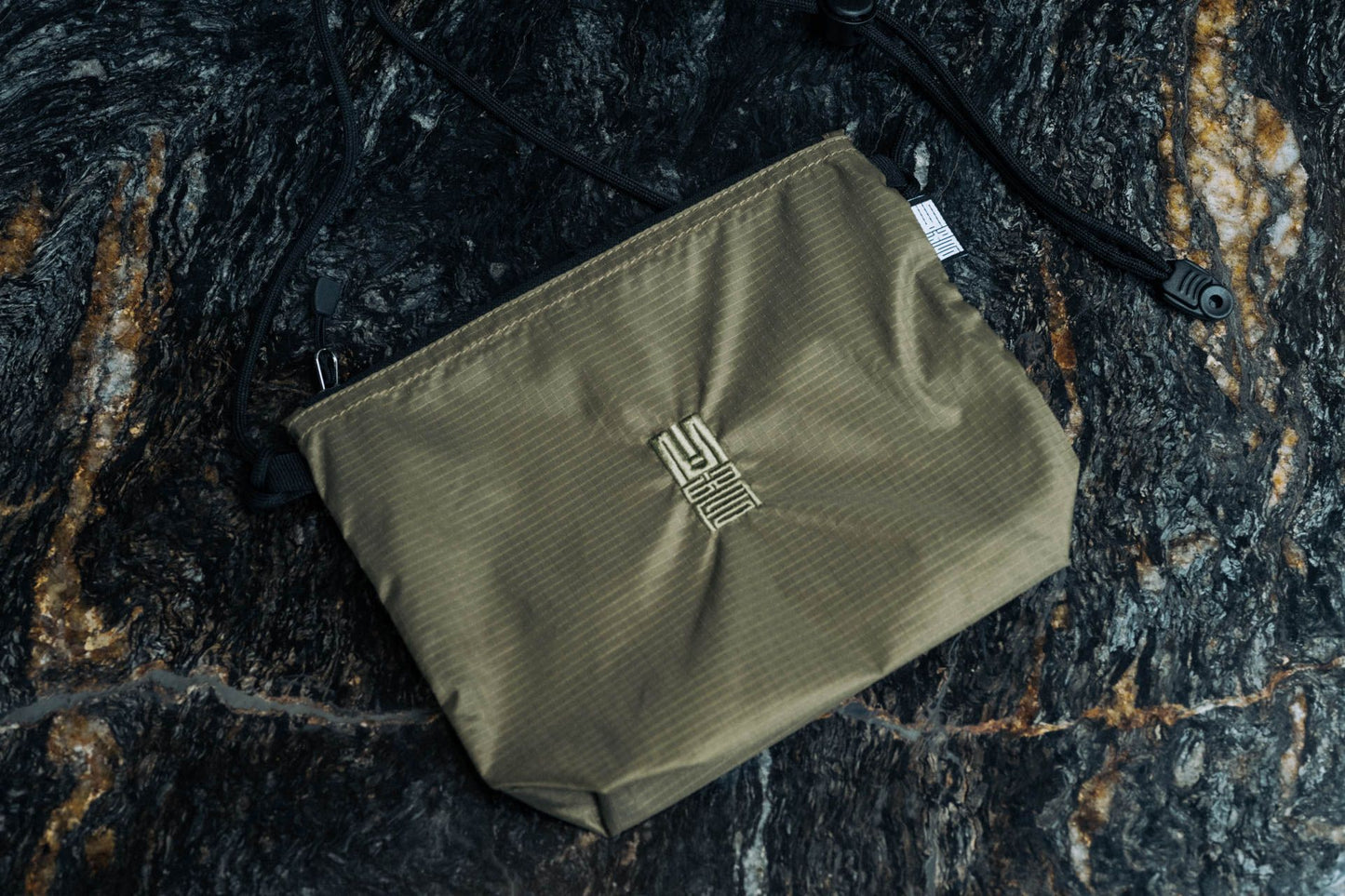 SUNCA Hiker Light サコッシュ