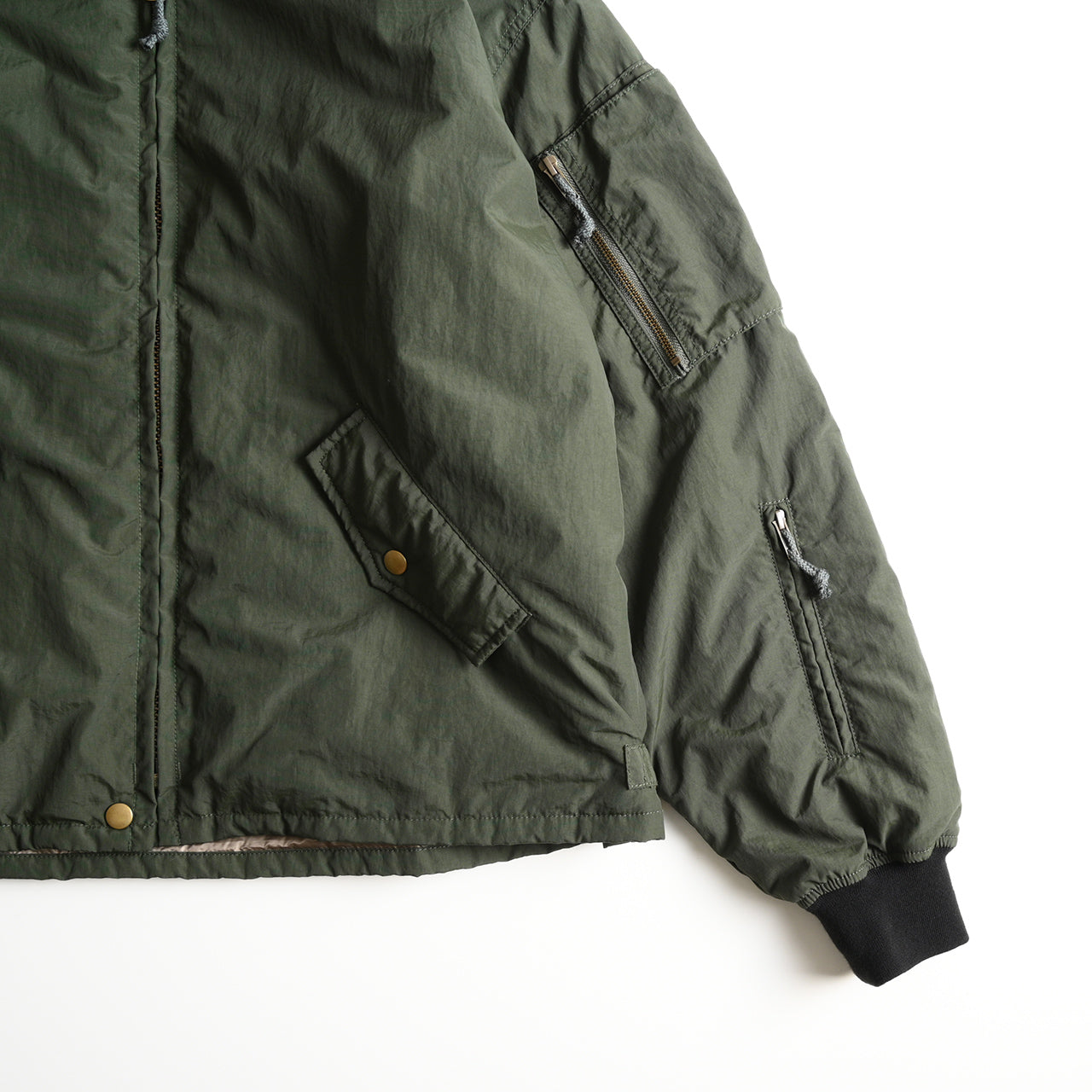INSULATED RCAF JACKET【AXESQUIN】